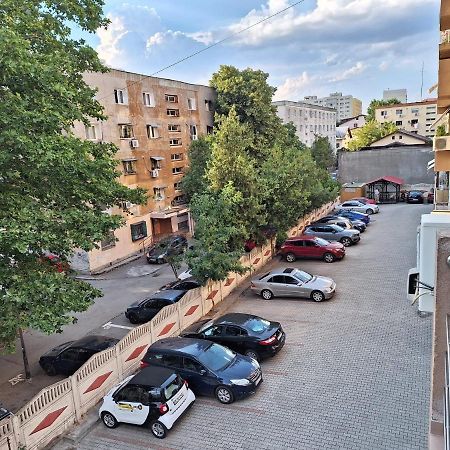 Apartament Tokyo Bukarest Kültér fotó