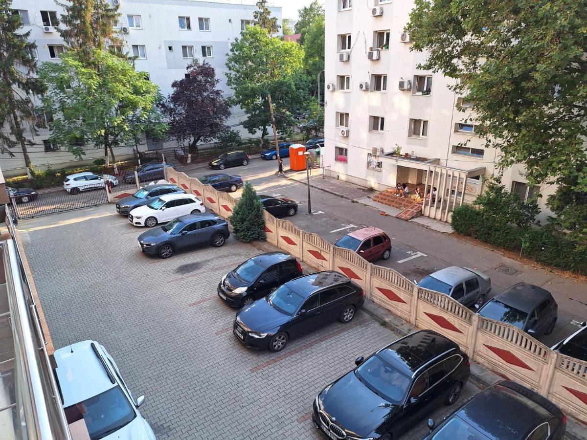 Apartament Tokyo Bukarest Kültér fotó