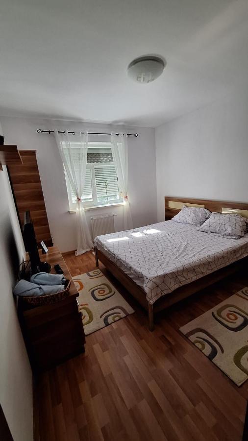 Apartament Tokyo Bukarest Kültér fotó