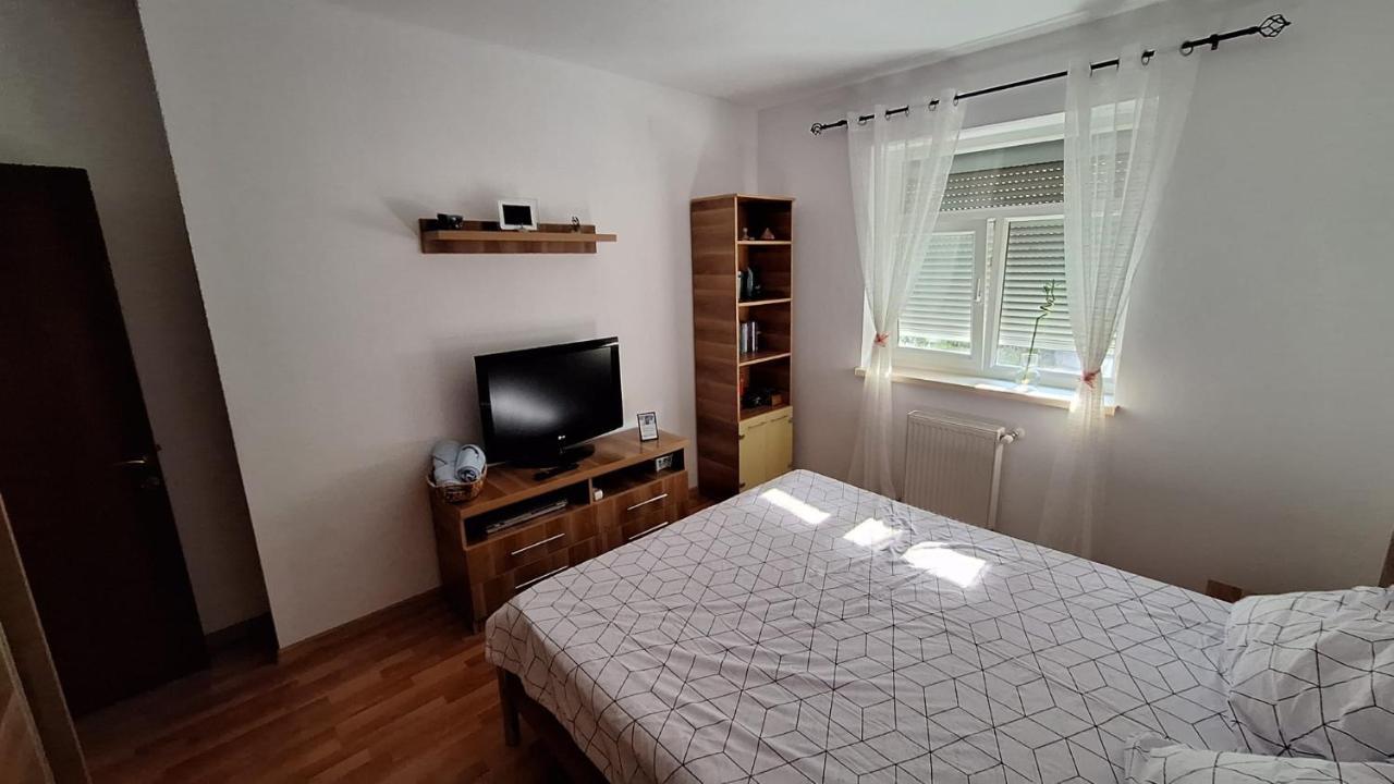 Apartament Tokyo Bukarest Kültér fotó